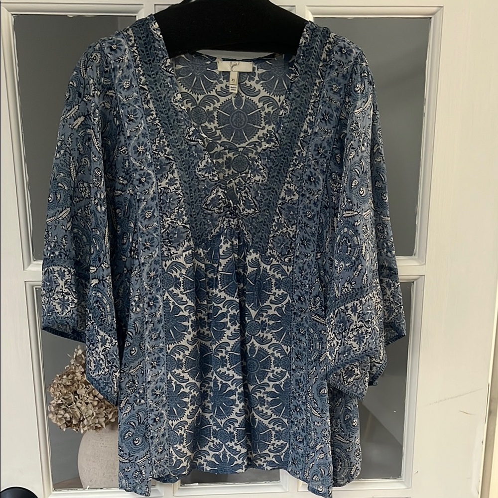 Blue Floral Women's Top